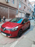 voitures-renault-clio-4-2013-waw-dar-el-beida-alger-algerie