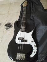 guitare-electrique-peavey-milestone-bass-guitar-black-4-strings-djdida-alger-centre-algerie