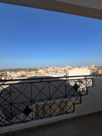 appartement-location-f4-alger-staoueli-algerie