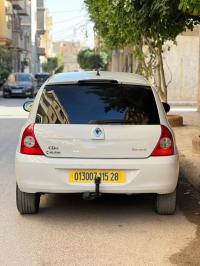 voitures-renault-clio-campus-2015-bye-msila-algerie