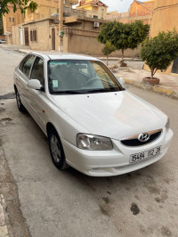 voitures-hyundai-accent-2012-msila-algerie