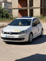 moyenne-berline-volkswagen-golf-6-2013-match-guelma-algerie