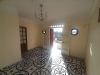 niveau-de-villa-location-f3-alger-bouzareah-algerie