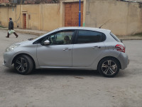 voitures-peugeot-208-2012-active-ain-bessem-bouira-algerie