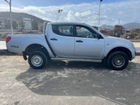 utilitaire-mitsubishi-l200-2015-doube-cabine-evolution-gouraya-tipaza-algerie