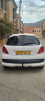 voitures-peugeot-207-2012-el-madher-batna-algerie