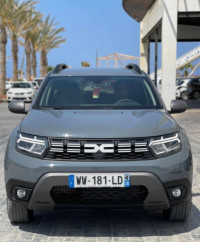 voitures-dacia-duster-2024-journee-filfla-skikda-algerie