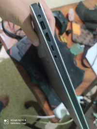 dell XPS 9560