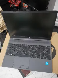 Laptop HP i3-11ème génération / 15-dw3017nk  / 4Go Ram / 1To hdd / 15.6''