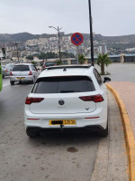 moyenne-berline-volkswagen-golf-8-2020-plus-constantine-algerie