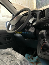 utilitaire-fiat-scudo-2023-par-17-chlef-algerie