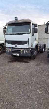 engin-camion-renault-landr-6x4-440-2010-blida-algerie