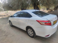 voitures-toyota-yaris-sedan-2016-style-touggourt-algerie