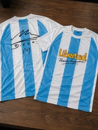 Maillot avec la signature de diego maradona