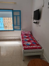شقة-كراء-غرفتين-سكيكدة-القل-الجزائر