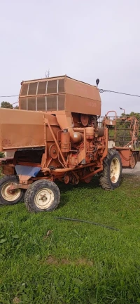 DEUTZ-FAHR الة حصاد Moissonneuse-batteuse M600 