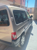 voitures-citroen-berlingo-2011-sidi-moussa-alger-algerie