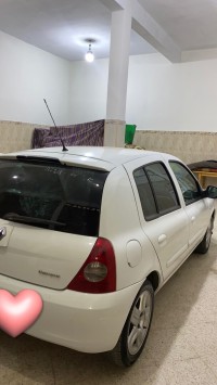 سيارات-renault-clio-campus-2013-سيرات-مستغانم-الجزائر