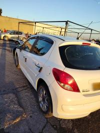 سيارات-peugeot-207-2012-بسكرة-الجزائر