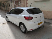 voitures-dacia-sandero-2022-khenchela-algerie