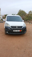 voitures-peugeot-partner-2016-ain-defla-algerie