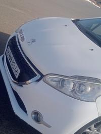 سيارات-pejout-208-2013-عين-تموشنت-تيموشنت-الجزائر