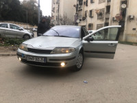 voitures-renault-laguna-2-carta-2001-constantine-algerie