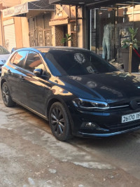 voitures-volkswagen-polo-2019-carat-bechar-algerie