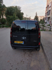 voitures-renault-kangoo-2010-ouled-yaich-blida-algerie