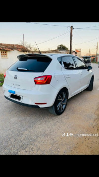 voitures-seat-ibiza-2015-black-line-tipaza-algerie