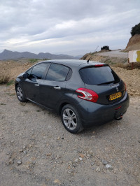 voitures-peugeot-208-2014-cheraga-alger-algerie