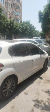 سيارات-peugeot-208-2015-active-facelift-القصبة-الجزائر