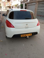 voitures-peugeot-308-2013-sportium-ain-mlila-oum-el-bouaghi-algerie