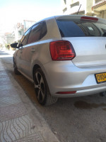 voitures-volkswagen-polo-2015-berhoum-msila-algerie