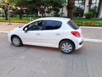 voitures-peugeot-207-plus-2013-alger-centre-algerie