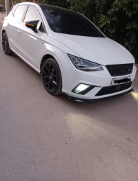 voitures-seat-ibiza-2018-la-high-plus-bechar-algerie