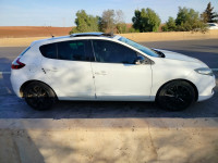 voitures-renault-megane-3-2014-chlef-algerie