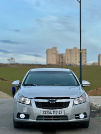 voitures-chevrolet-cruze-2012-lt-ferdjioua-mila-algerie