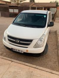 voitures-hyundai-h1-2010-vitre-6-places-laghouat-algerie