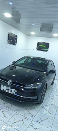 سيارات-volkswagen-golf-7-2017-سعيدة-الجزائر
