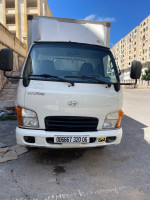 camion-hyundai-hd35-contuner-2020-bejaia-algerie