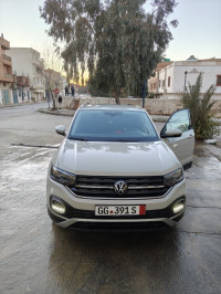 voitures-volkswagen-t-cross-2023-tiaret-algerie