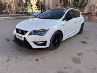 voitures-seat-leon-2015-linea-r-hassi-bahbah-djelfa-algerie