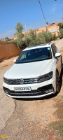 voitures-volkswagen-tiguan-2017-r-line-djelida-ain-defla-algerie