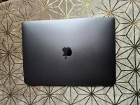 MacBook Air 2019 i5 8 Go RAM 256 Go SSD Comme neuf thumbnail 4