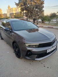 voitures-opel-astra-2023-gs-line-baraki-alger-algerie