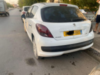 voitures-peugeot-207-2011-biskra-algerie