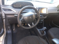 voitures-peugeot-208-2015-esss-boufarik-blida-algerie