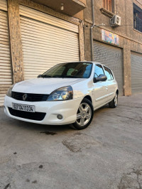 voitures-renault-clio-campus-2013-bye-bordj-bou-arreridj-algerie