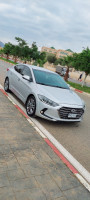 voitures-hyundai-elantra-2017-tipaza-algerie